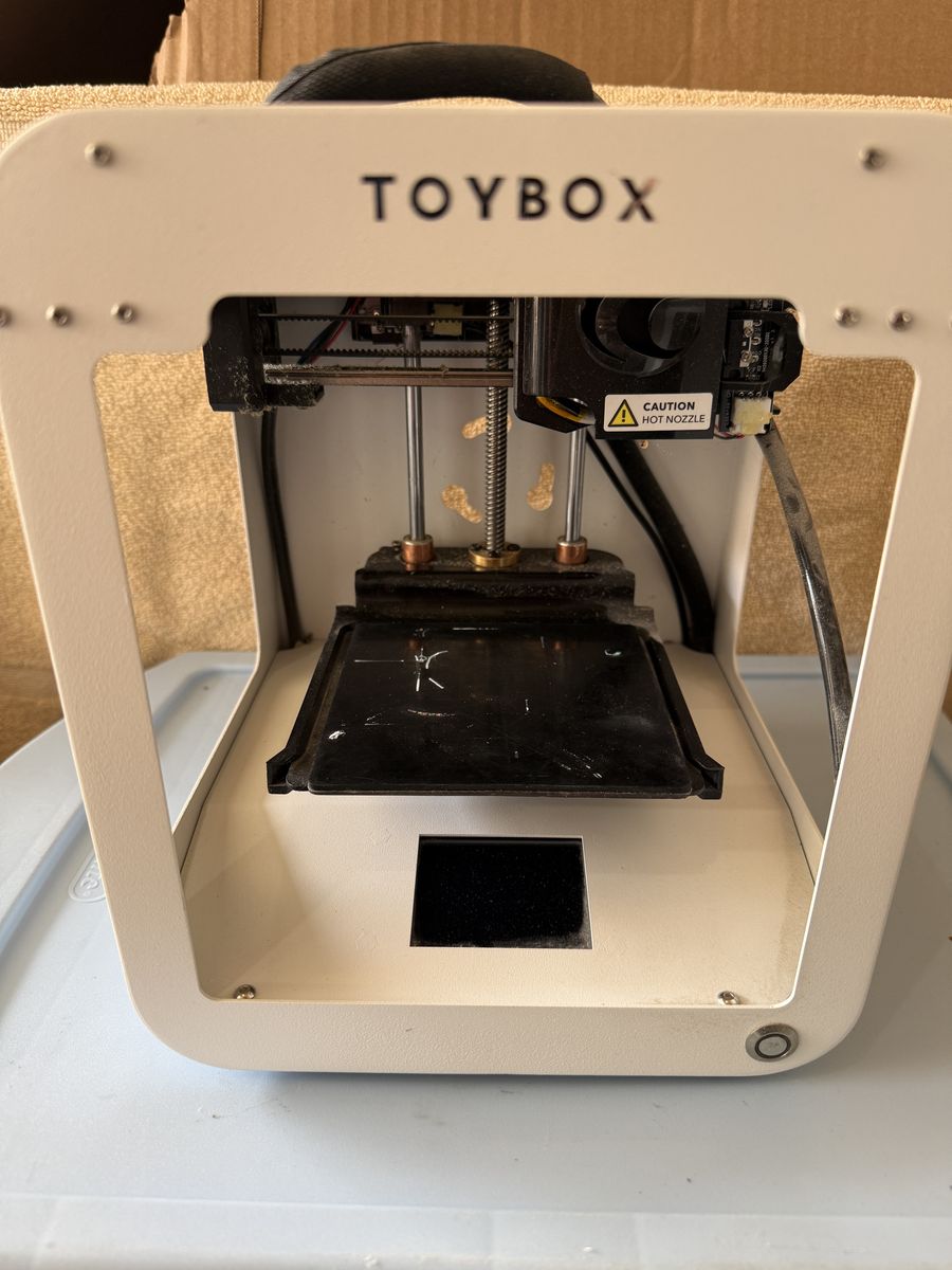 Toybox 3D Printer – Works, Needs Power Cord