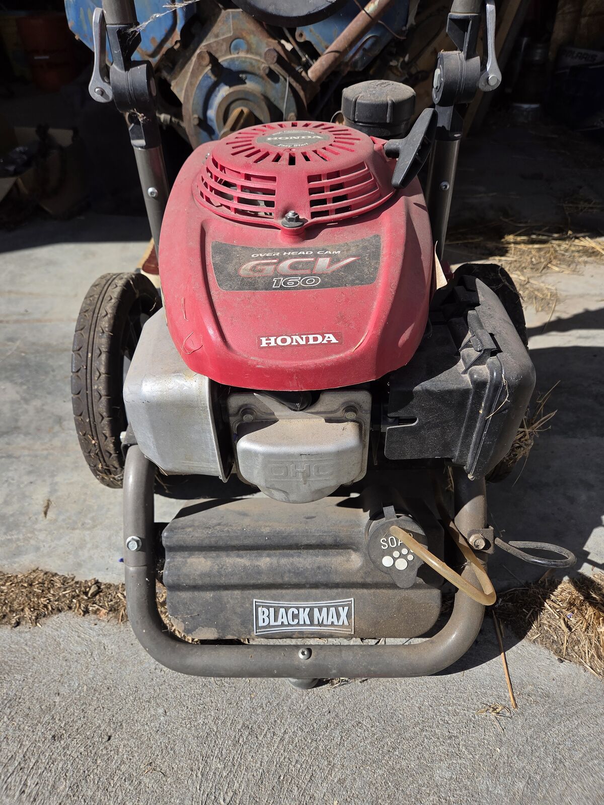 Black Max Pressure Washer with Honda Engine