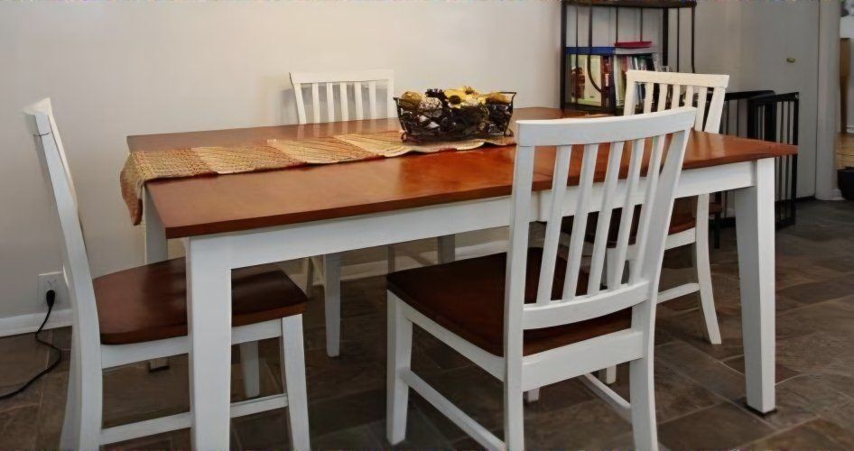 Dining Table with 4 Matching Chairs