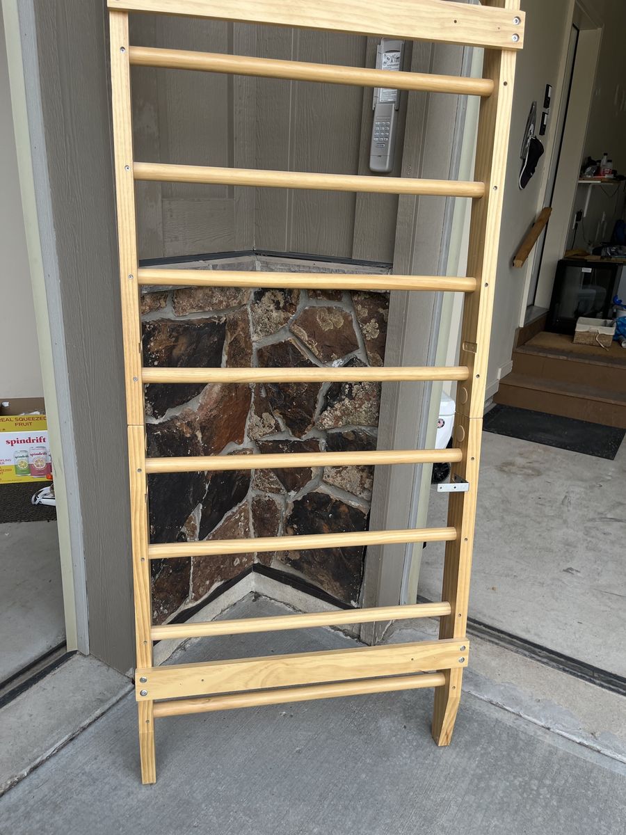 Wooden Stall Bars Swedish Ladder for Home Gym & Fitness Training