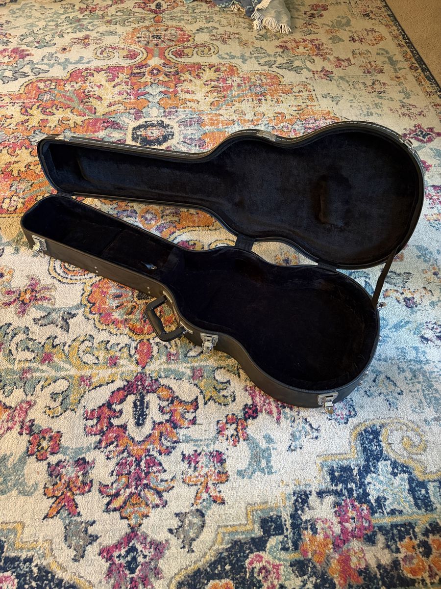 Les Paul Hardcase by Warwick