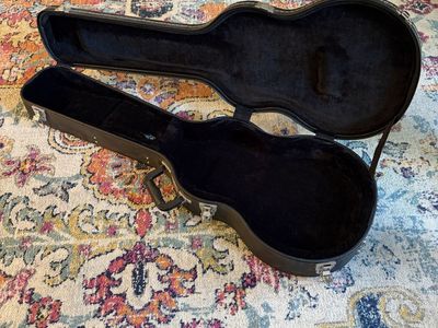 Les Paul Hardcase by Warwick