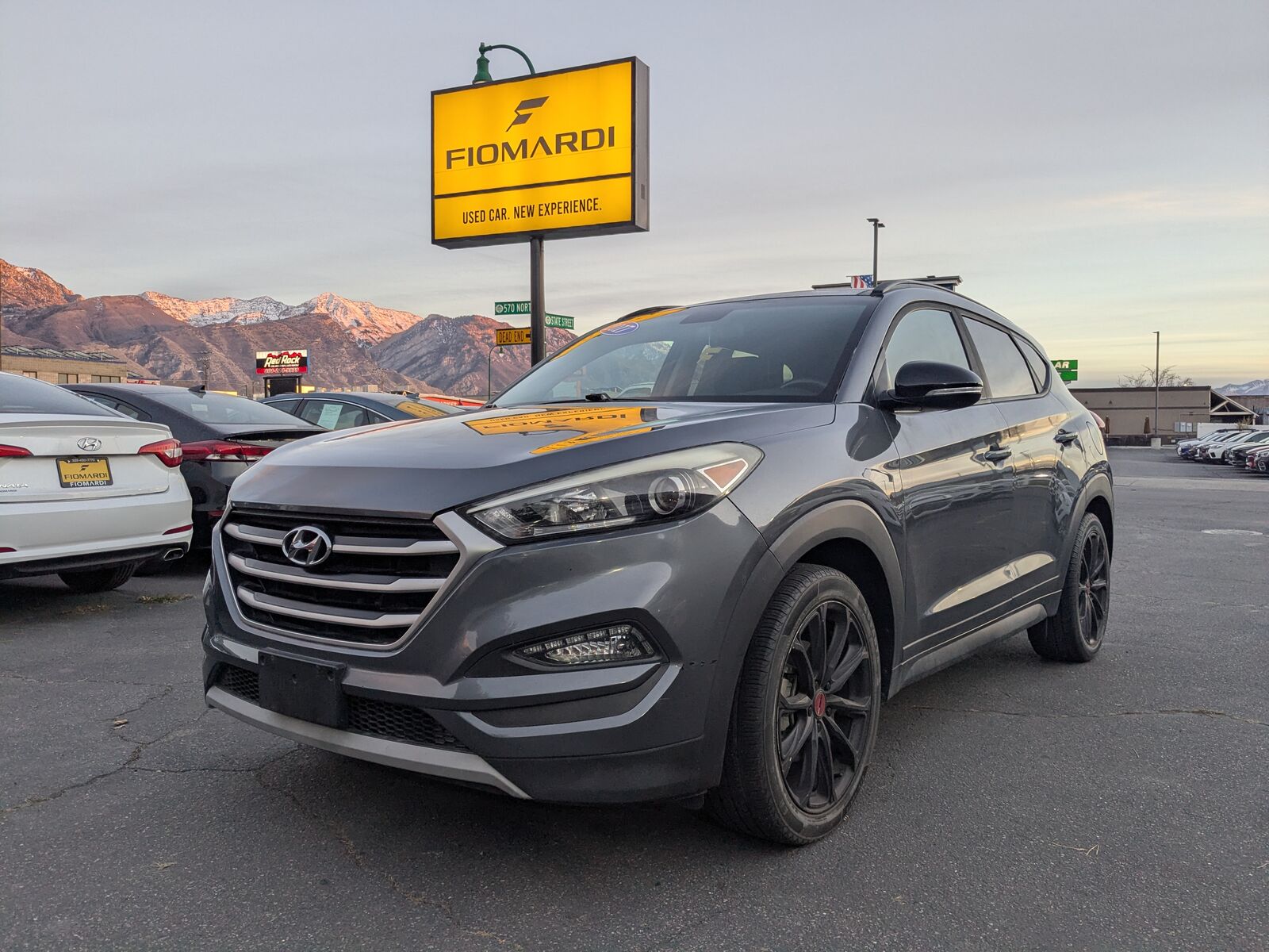 2017 HYUNDAI TUCSON Night