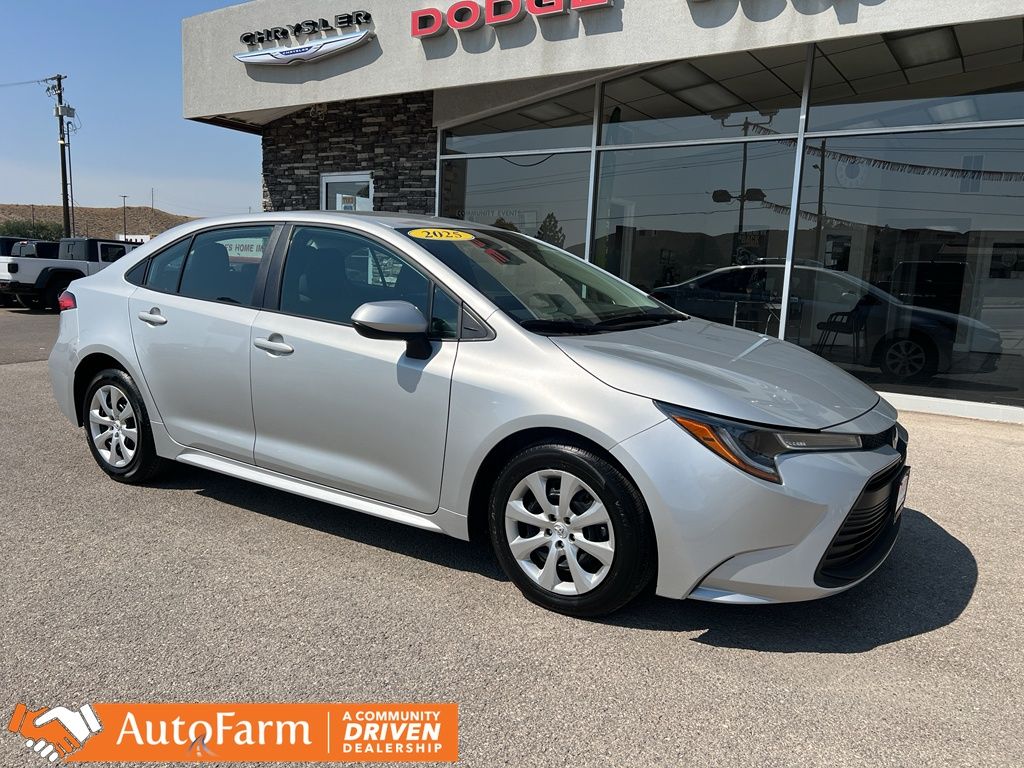 2025 Toyota Corolla LE