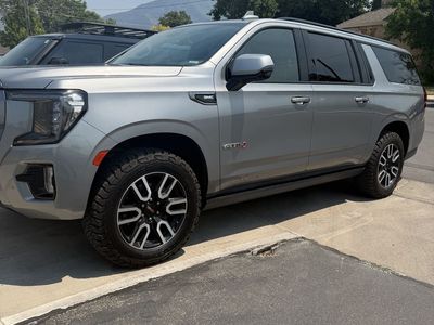 2023 GMC Yukon XL AT4