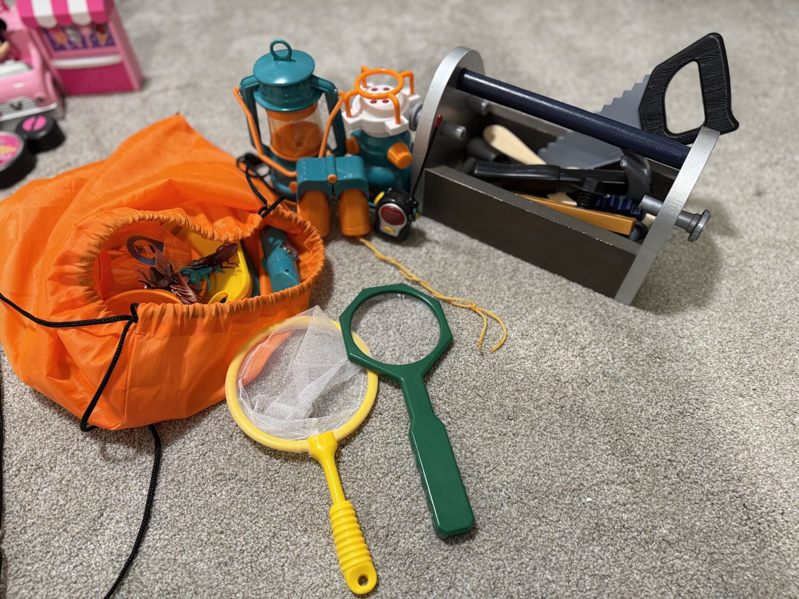 FREE - Ages 2-4 pretend play sets