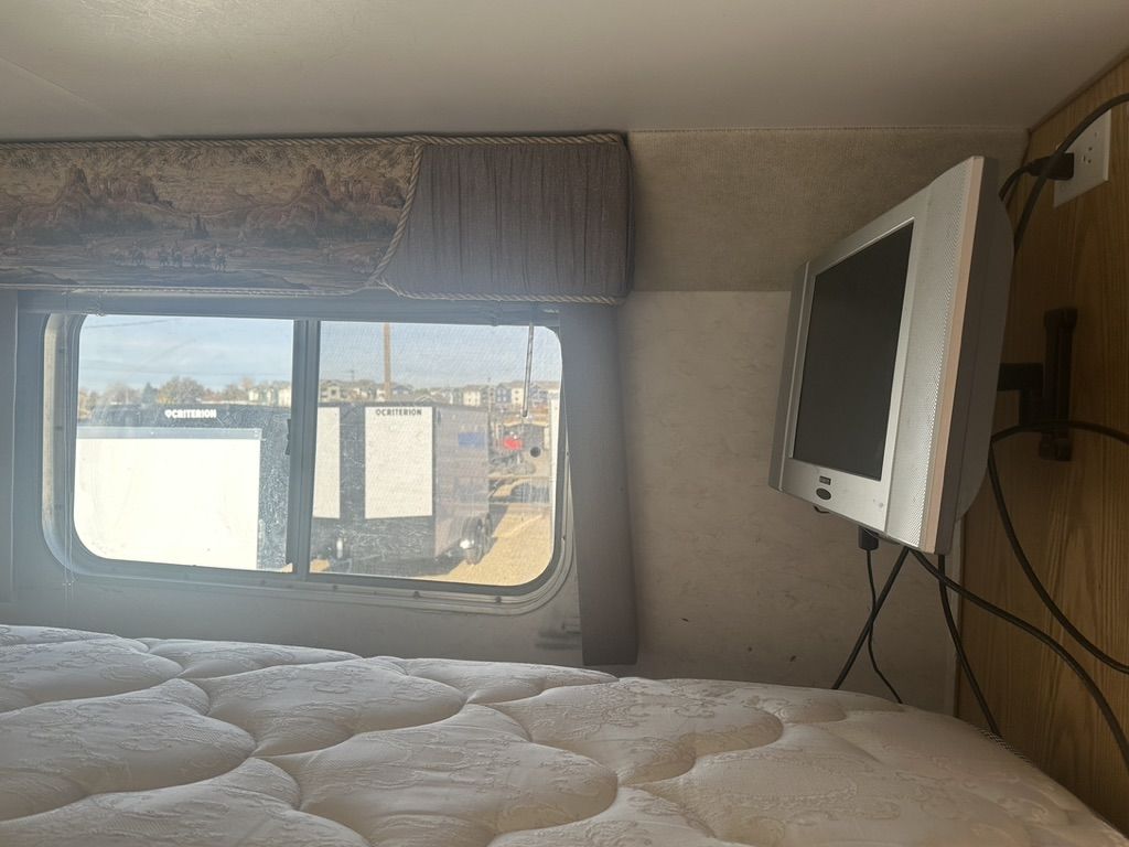 Main image 11
