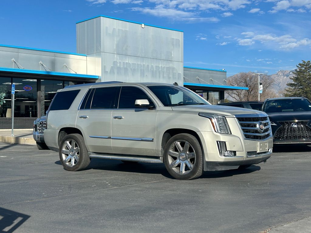2015 CADILLAC ESCALADE Luxury