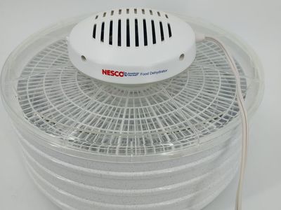 Nesco FD-37A Food Dehydrator for Herbs, Fruit, Beef Jerky, 4 Trays, Speckled White