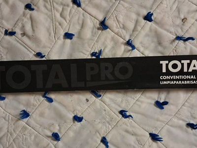 Total Pro 22 Inch Conventional Wiper Blade TP22 New