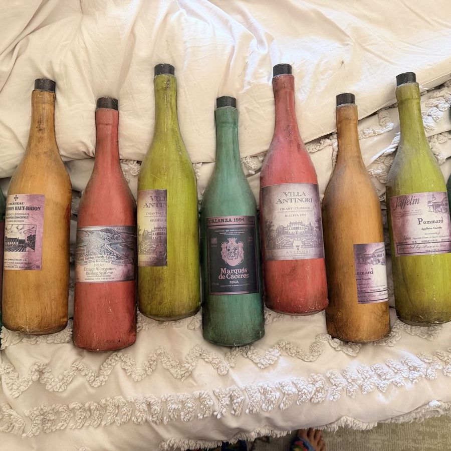 Wine Home Decor. 