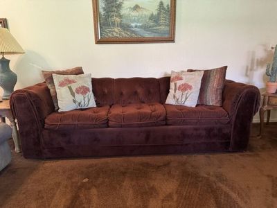 Retro Couch / Pull Out Bed