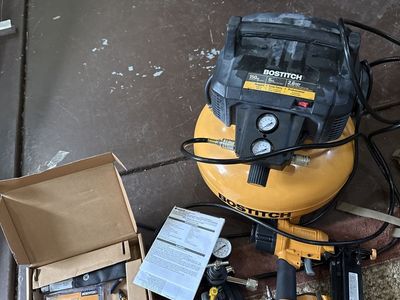Bostitch BTFP02012 6-Gallon Air Compressor Kit with 2 Nail Guns, stapler and Accessories