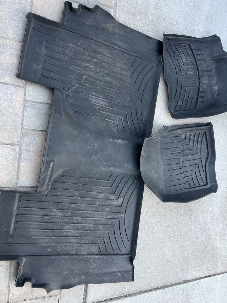 WeatherTech Floor Mats – GMC Sierra Denali Crew Cab