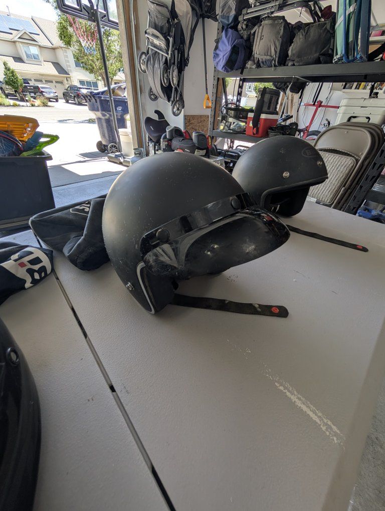 Helmet Matte Black with Muzzle - Size adult XS street and steel