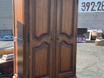 Moving Sale/Cleaning Out My Home