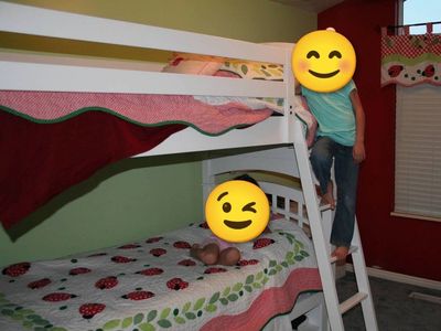 Twin Bunk bed with draws underneath