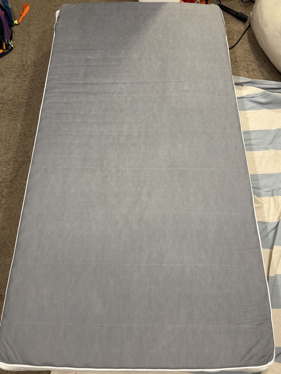 Main image 4