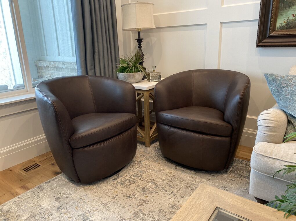 New Leather Swivel Barrel Chair