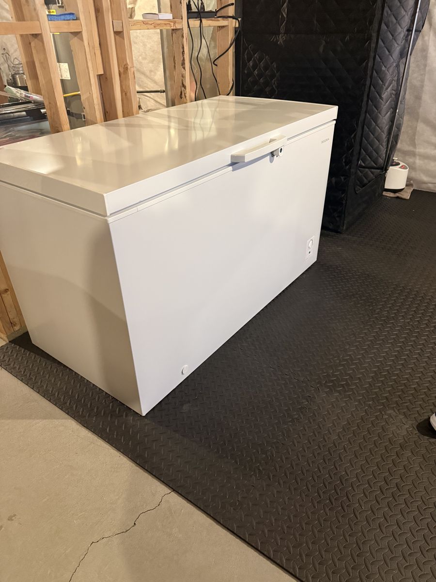 Cold Plunge 14 Cubic Feet Ready To Go LIke New