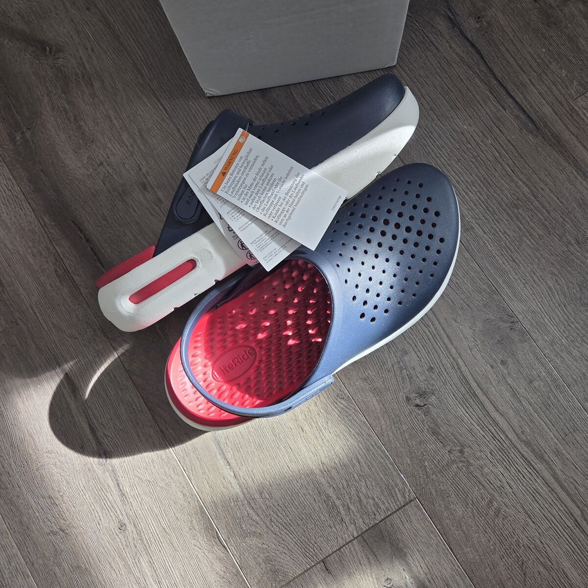 M9 Crocs InMotion NEW