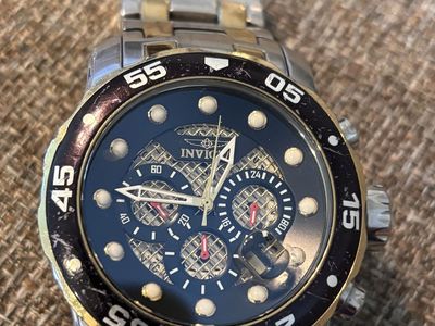 Mens Invicta Model 25333 Pro Diver Black Dial Watc