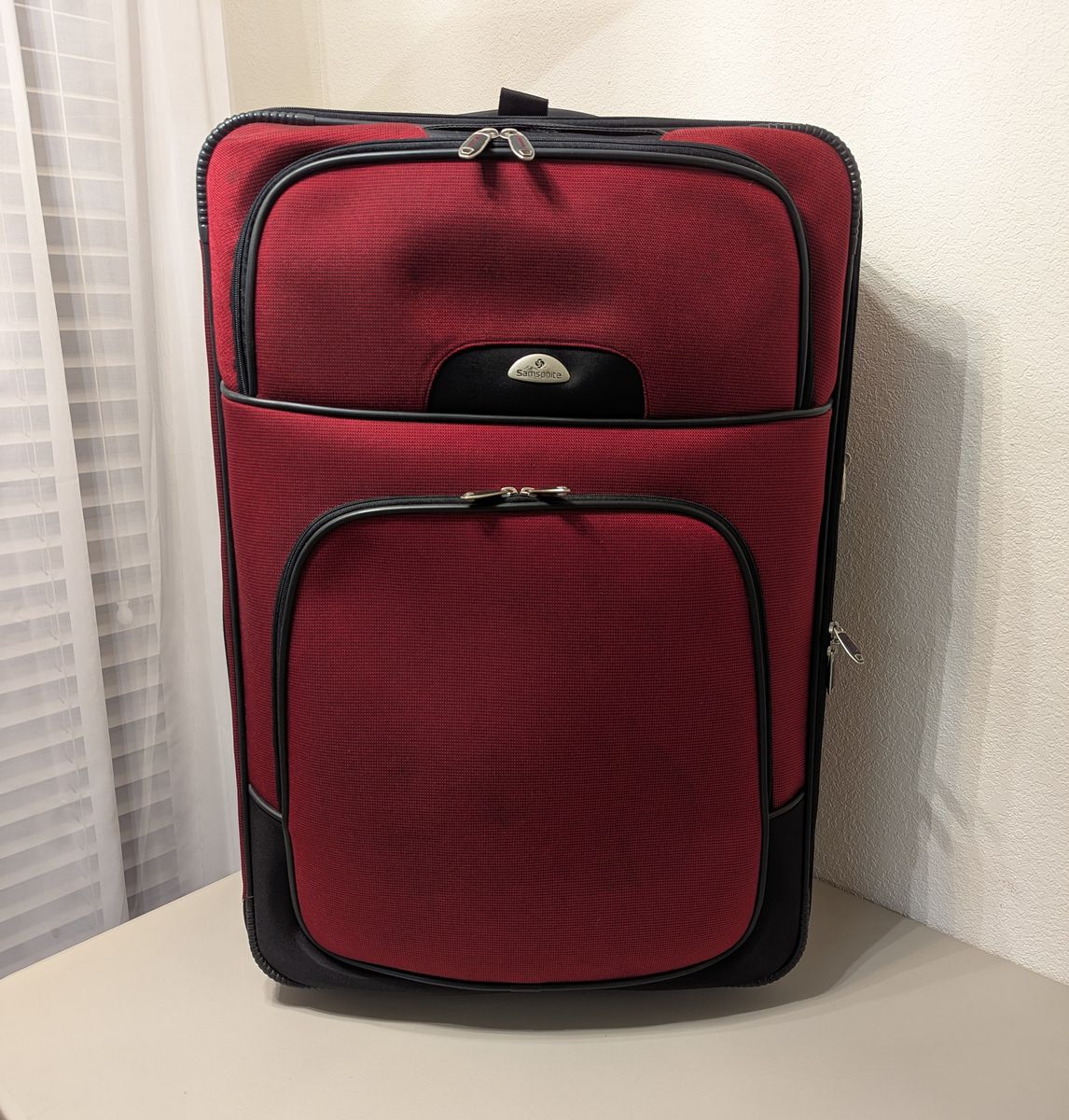 samsonite two wheel roller 29" expandable check-in suitcase