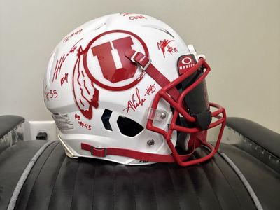 Utah Utes team signed full size authentic Schutt Vengeance football helmet large.