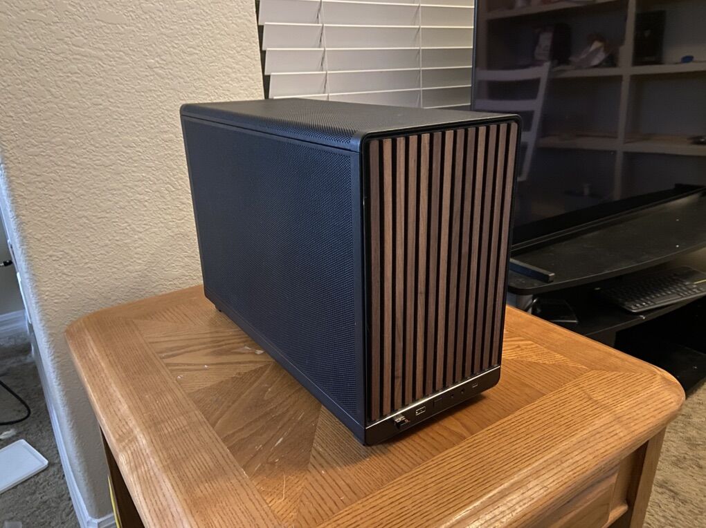 Centerpiece High-End Gaming PC (4080 Super, 9600x, 32GB DDR5)