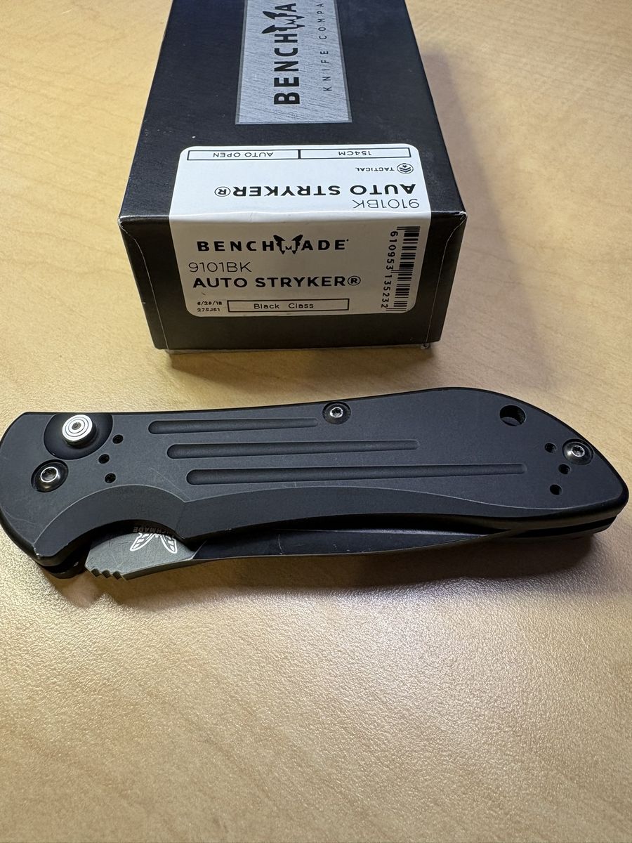 Benchmade Auto Stryker