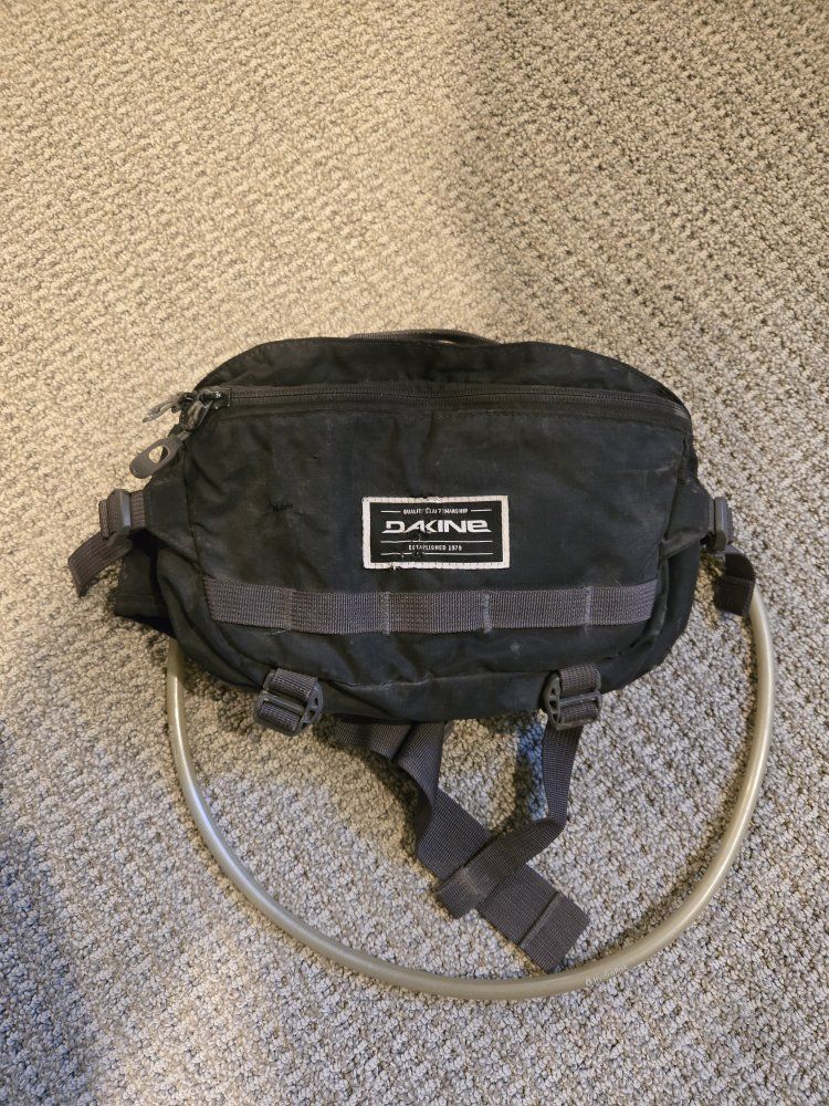 Dakine Hydration Hip Pack Waist Bag - Black