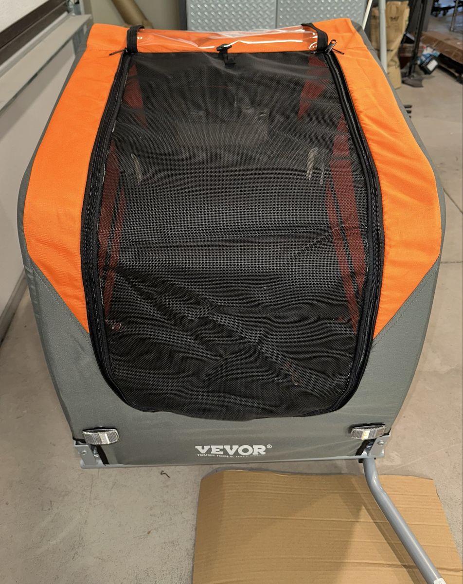Main image 3