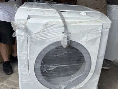 Bosch Axxis Dryer - White Front Load, Compact Design - Excellent Condition