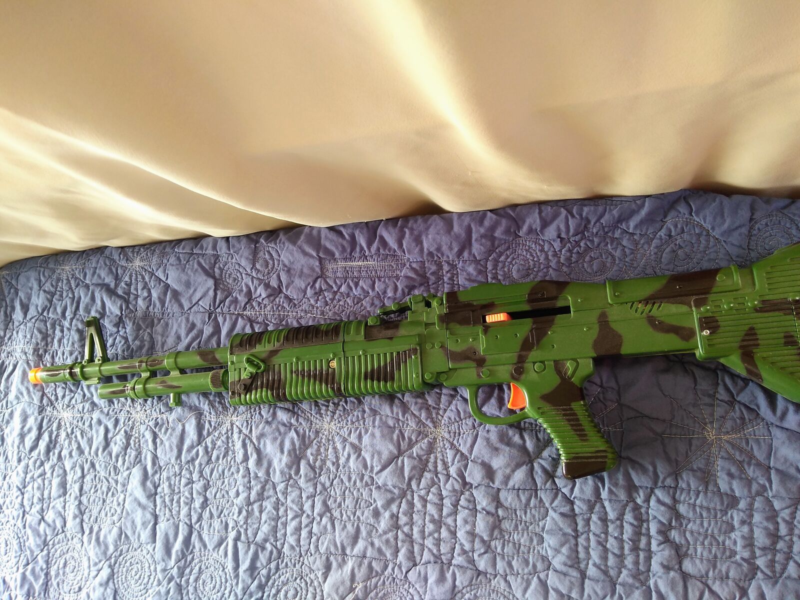 Toy Rifle – With Sound Effects!