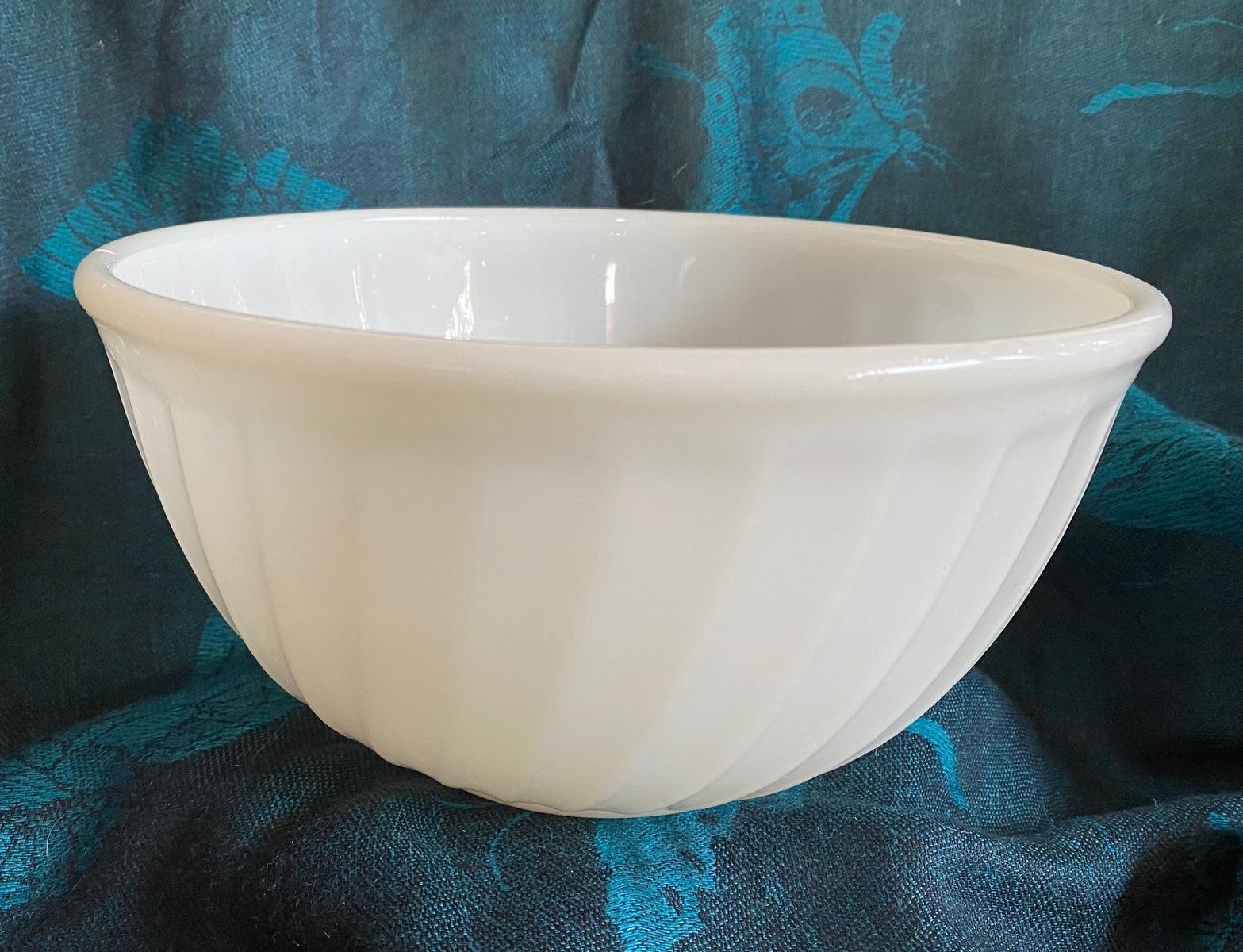 Vintage Fire King White Milk Glass Swirl 9" Mixing Bowl