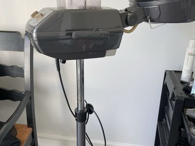 Hair steamer