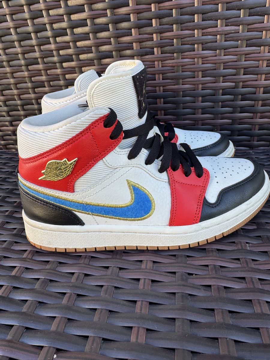 Nike Air Jordan women Shoes size: 6.5