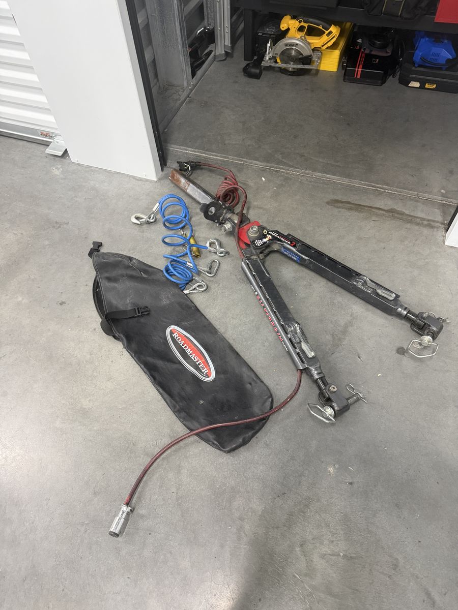 Main image 3