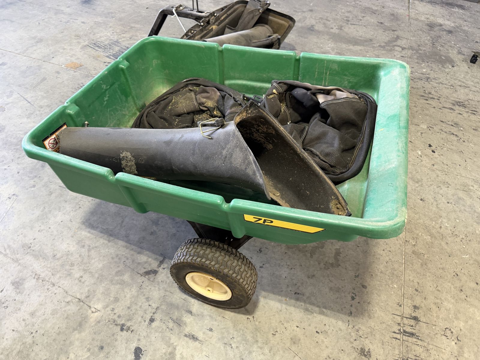 John Deere 7P Poly Cart Trailer Dump Utility Cart with Bagger Parts