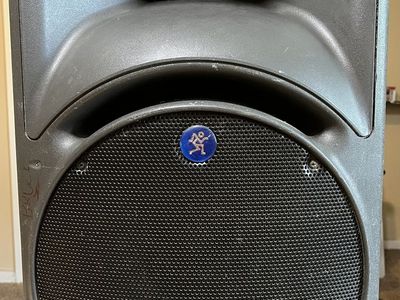 Mackie SRM 450 Powered Speakers