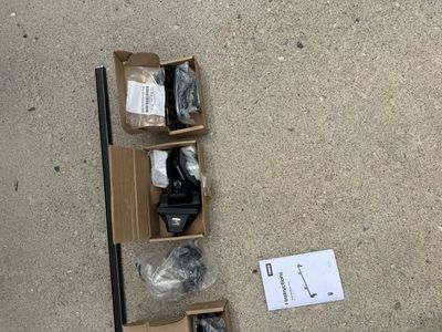 Thule BedRider Pro Rack System Complete Set, New/Open Box