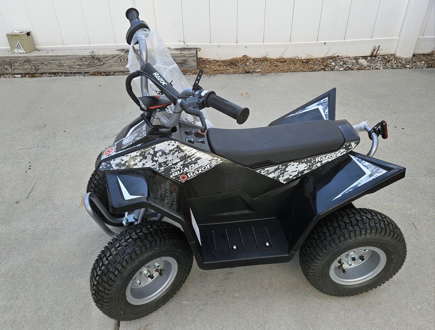 Brand New Razor Dirt Quad 24volt. Has forward & reverse 2 speeds. $450 FIRM