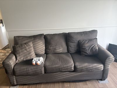 2 bedroom apartment all furnishings