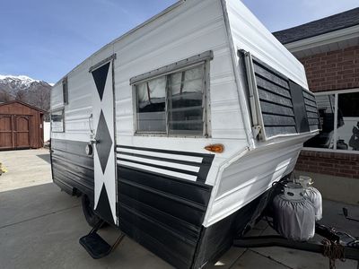 '67 Arisocrat Land Commander W/ Solar Kit