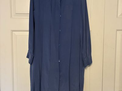 Cassidy 100% Silk Vintage Long Sleeve Button Front