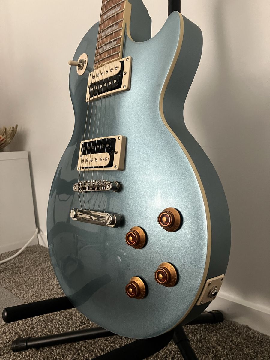 Epiphone Les Paul Traditional PRO-III Electric Guitar - Metallic Blue