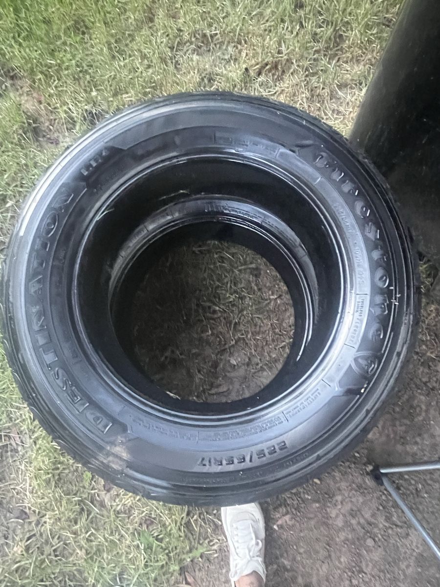 2 tires 225/65/17