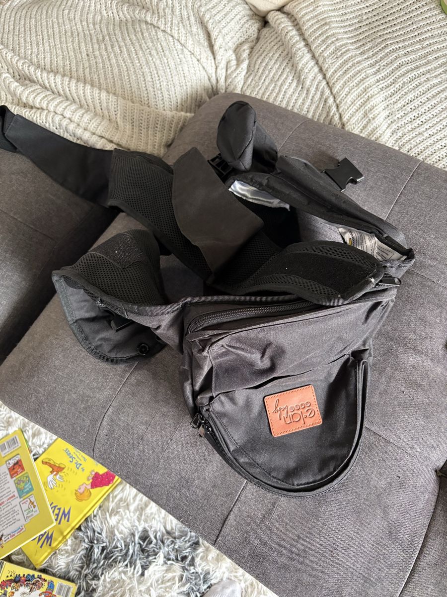 Baby Hip Seat Carrier - Black Ergonomic Baby Carrier with Storage