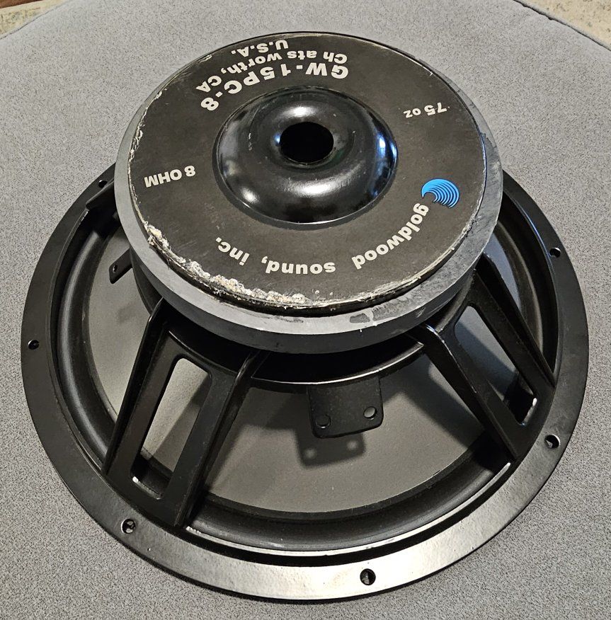Main image 4