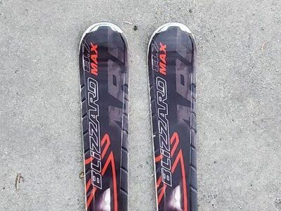 Blizzard Magnum 167 cm Skis Adjustable Bindings
$8